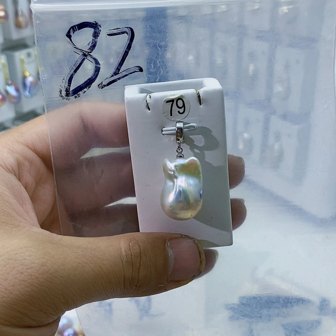 淡水珍珠合金颈饰
