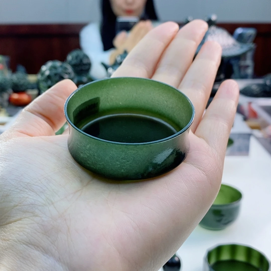 未镶嵌和田玉（青玉）摆件