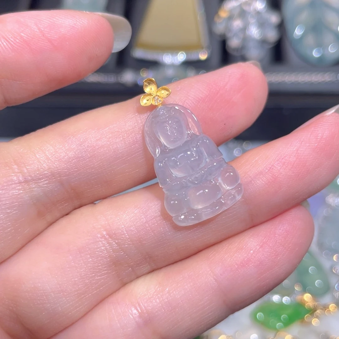 翡翠18K金镶嵌颈饰翡翠