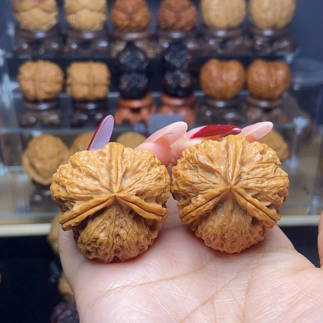 文玩核桃吊坠11………38mm