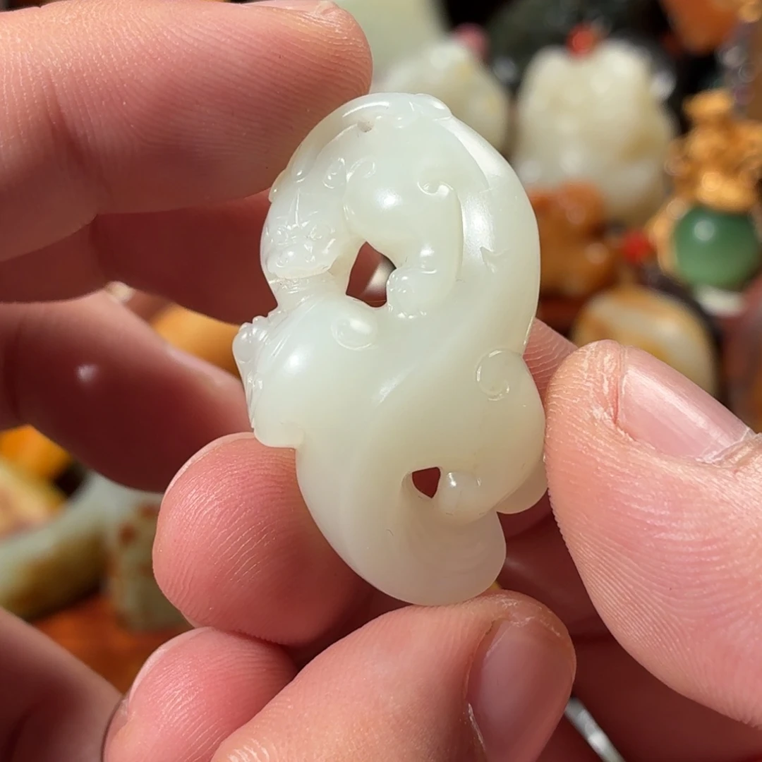 和田玉未镶嵌颈饰12.3g