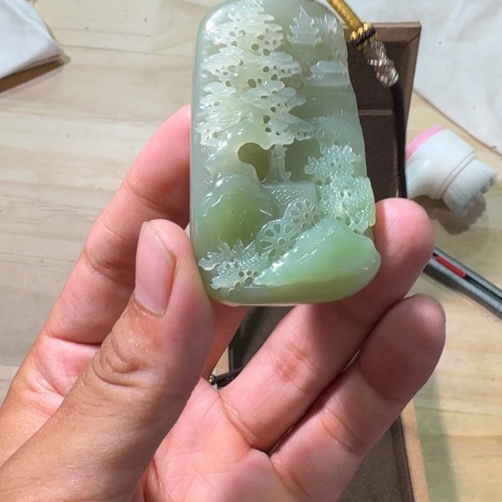 和田玉（糖玉）未镶嵌挂件