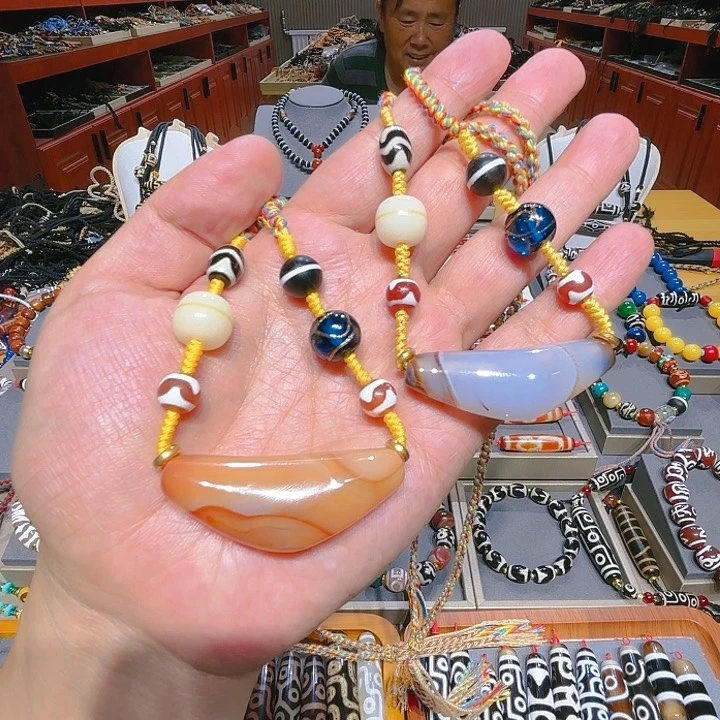 未镶嵌玛瑙/玉髓珠宝奇石