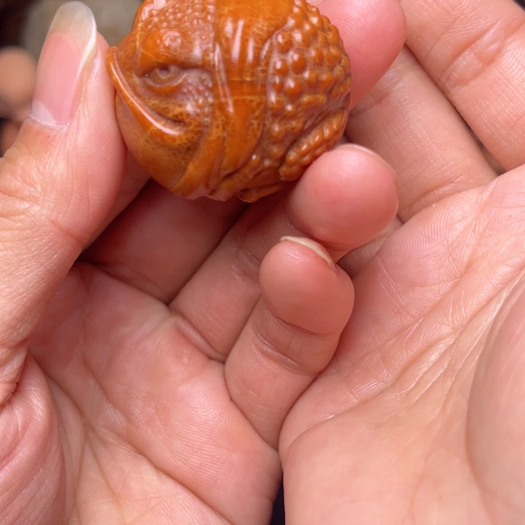 胡****橄榄核吊坠橄榄核084