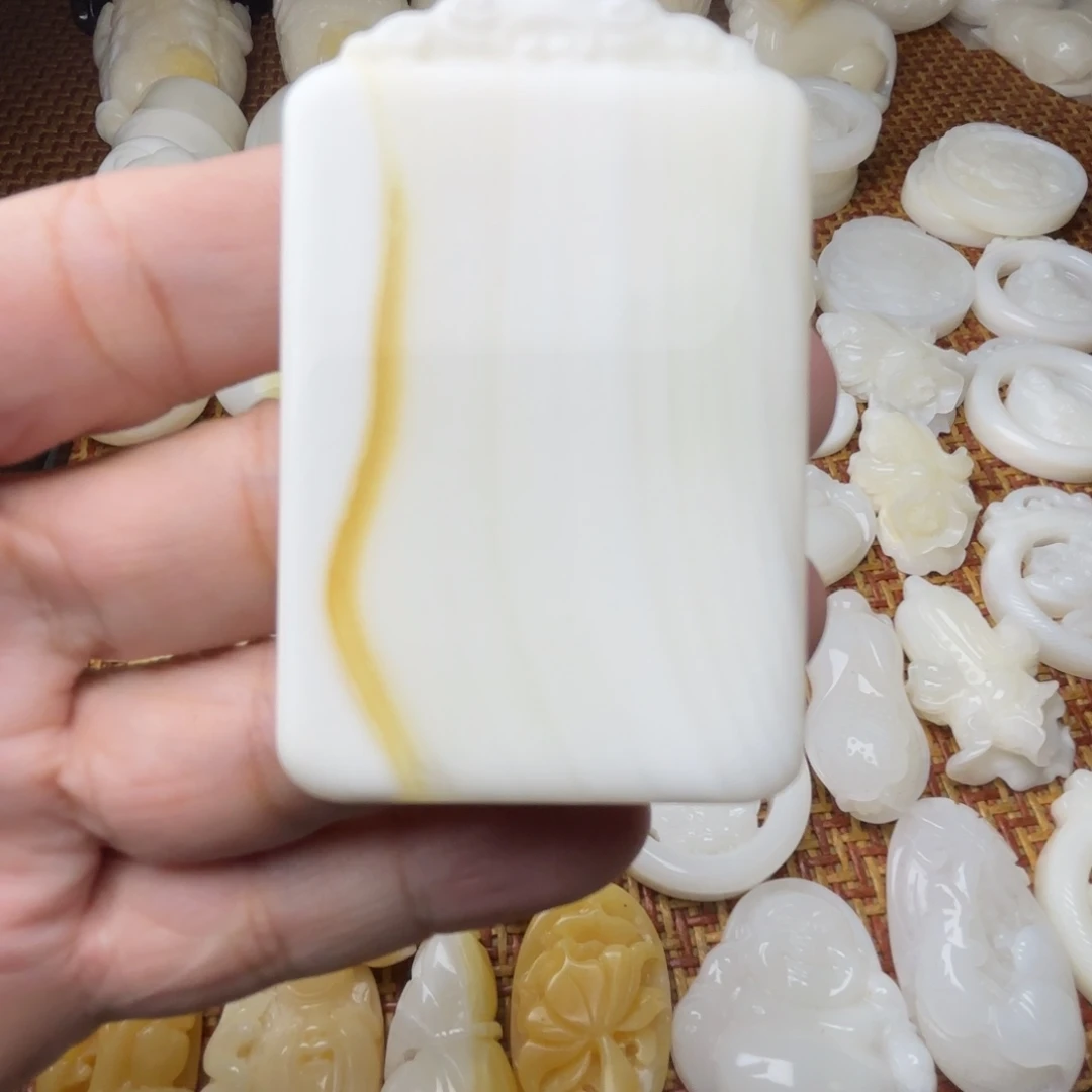 大***骑贝壳非金属天然贝壳