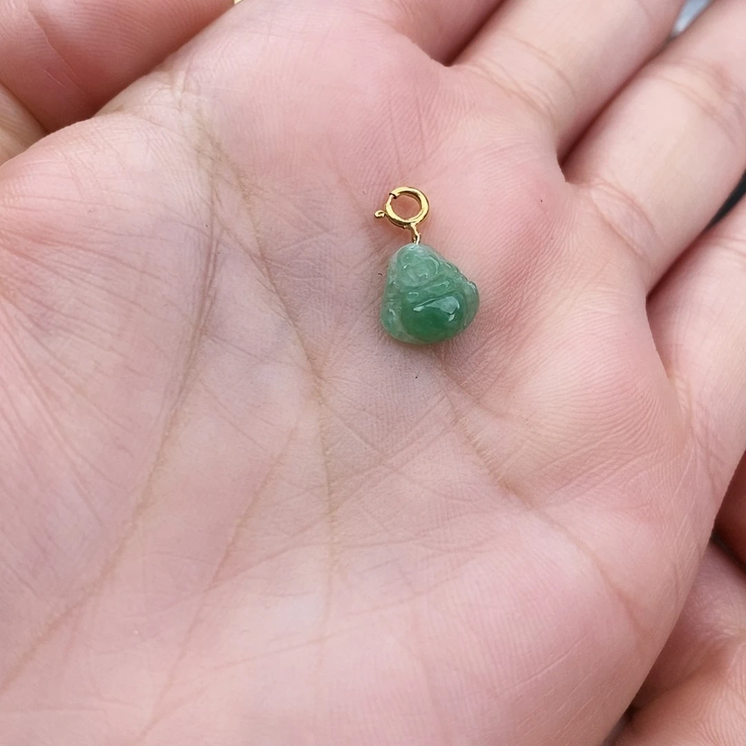 翡翠颈饰18K金镶嵌佛公