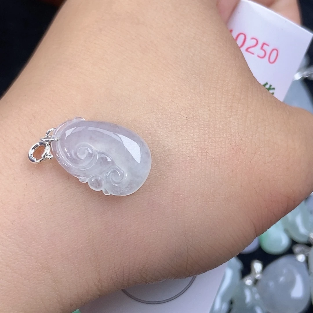 翡翠未镶嵌颈饰天然