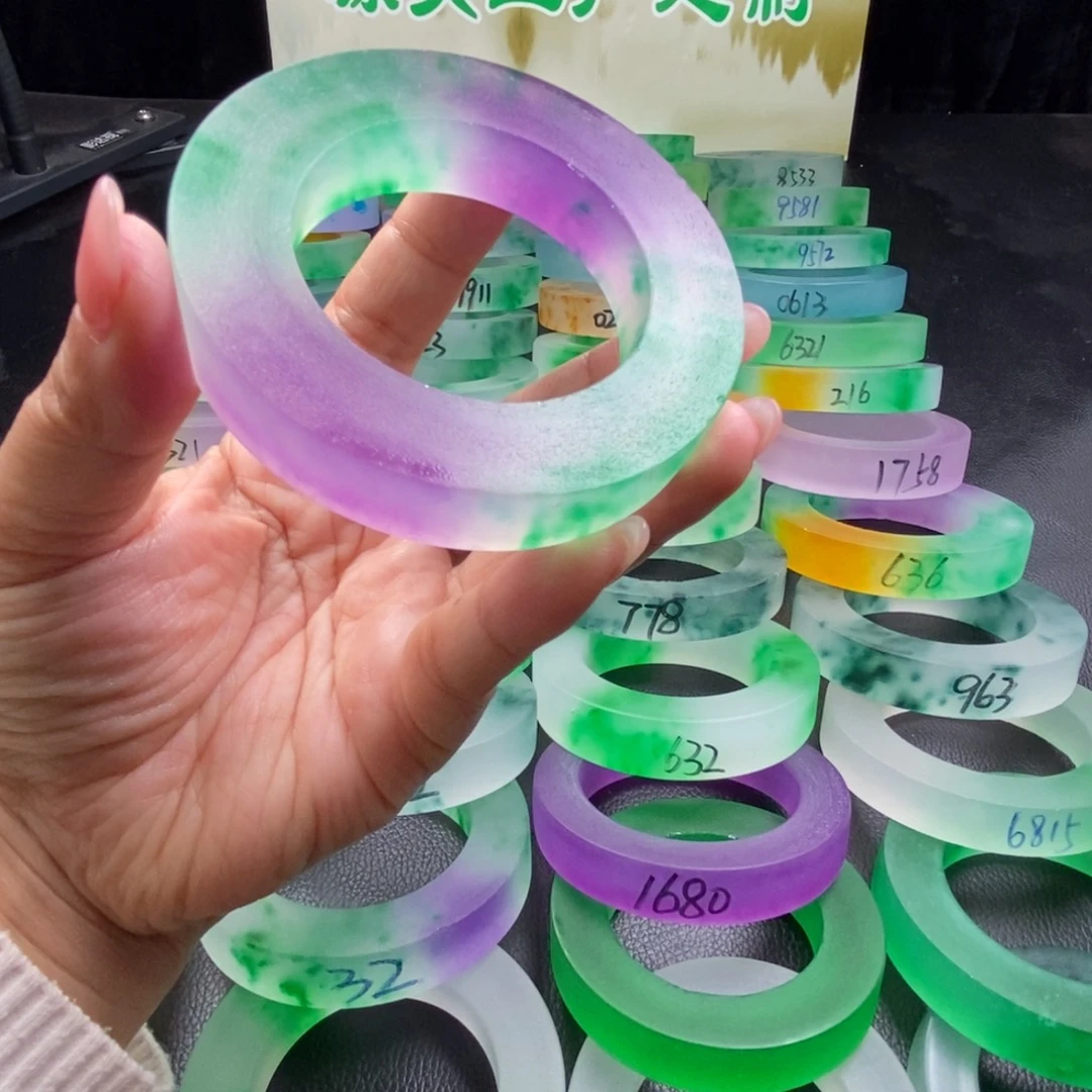 糯***米玉时尚百搭独龙翠手镯