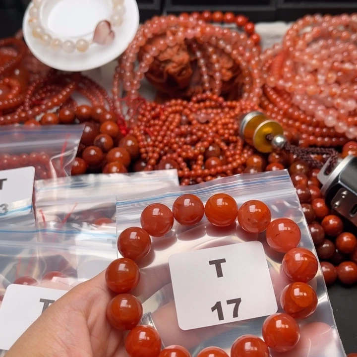 南红玛瑙未镶嵌多样性发货默认微瑕称重13mm