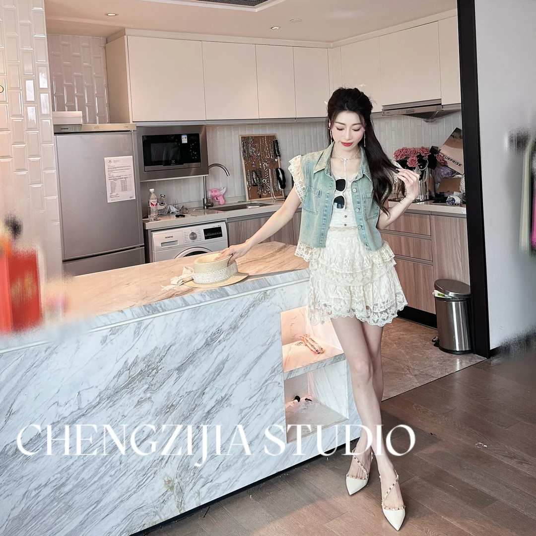 【裴诗婷】橙子·studio【牛仔飞袖】WT0337蕾丝拼接牛仔马甲外套