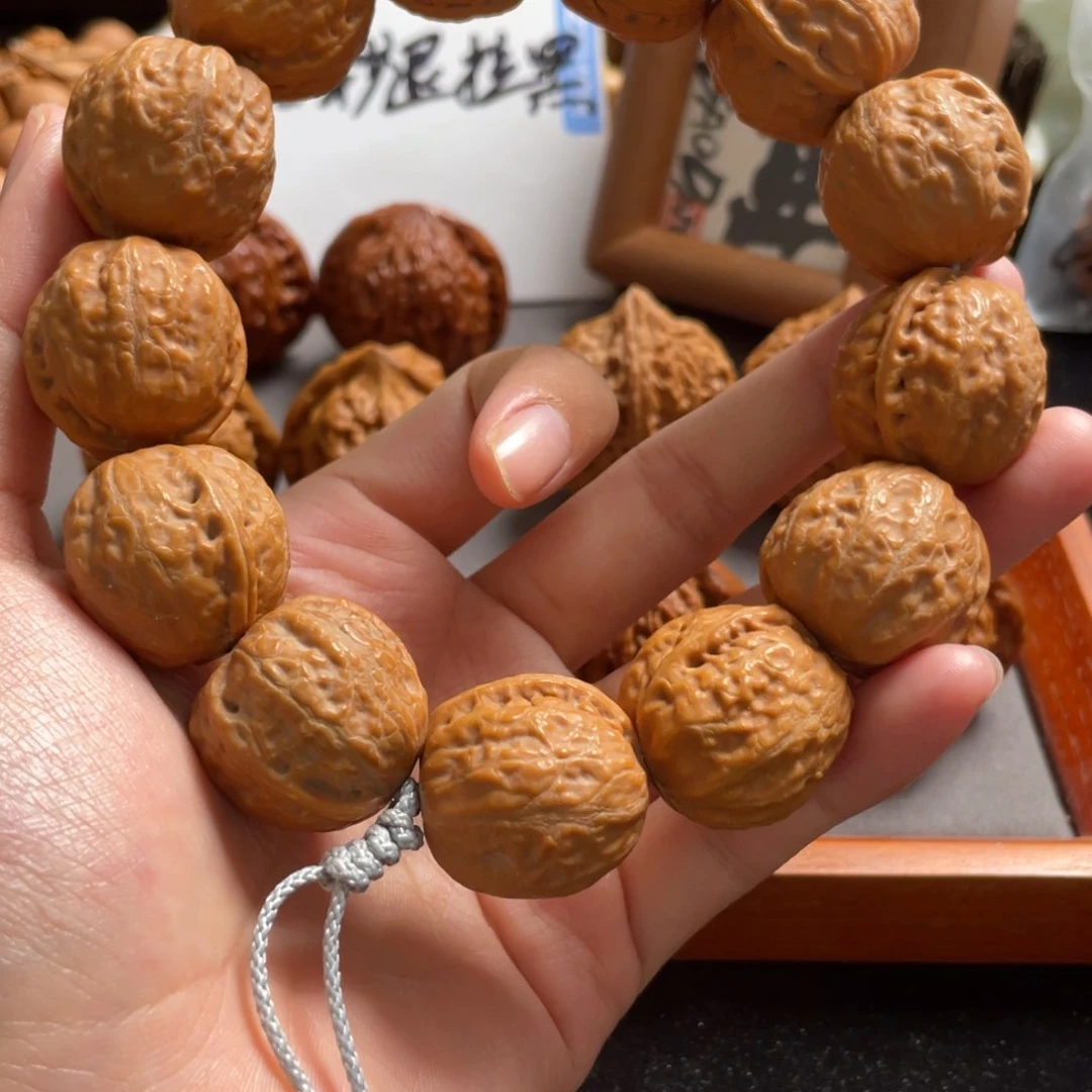 文玩核桃吊坠秋子手串