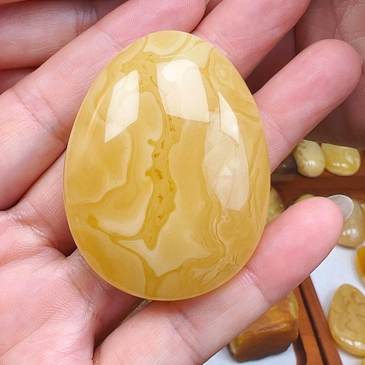 裸石琥珀未镶嵌上*白花蜡吊坠