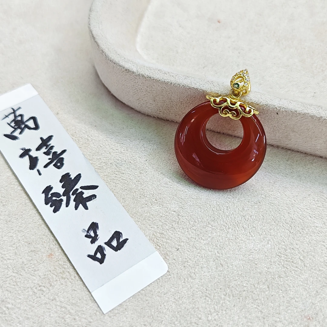 红玛瑙公主扣银扣头吊坠E208 zh