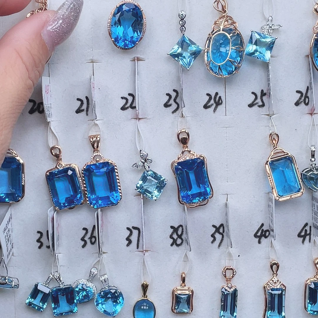 吊坠(不含链)18K金镶嵌托帕石