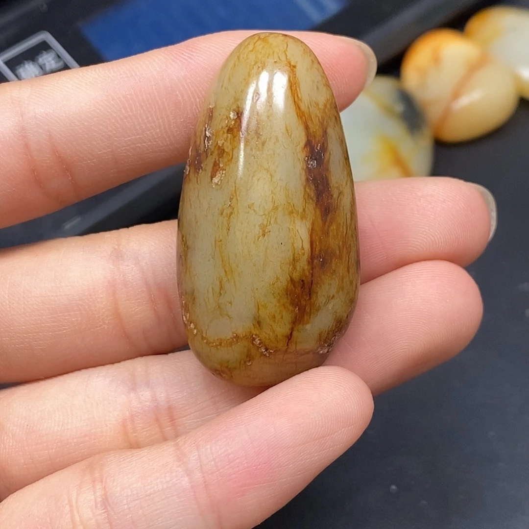 和田玉（糖玉）未镶嵌挂件