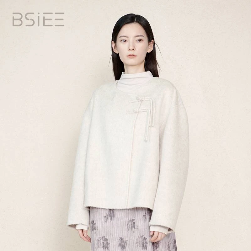 BSIEE双盘扣国风圆领大衣