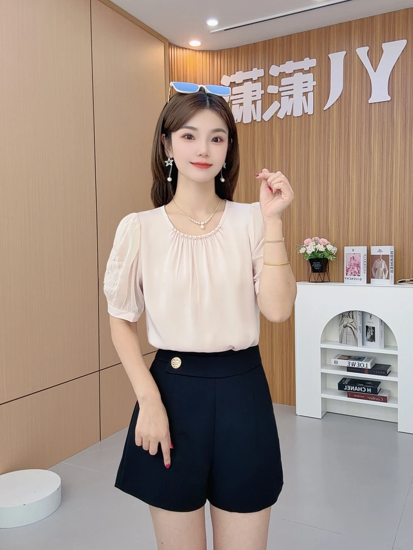 【潇潇】新款高级感手工钉珠褶皱时尚气质显瘦设计感夏季洋衬衫上衣