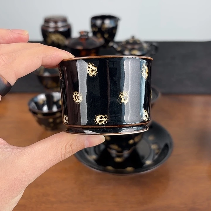 瓷点彩鹧鸪斑容天杯