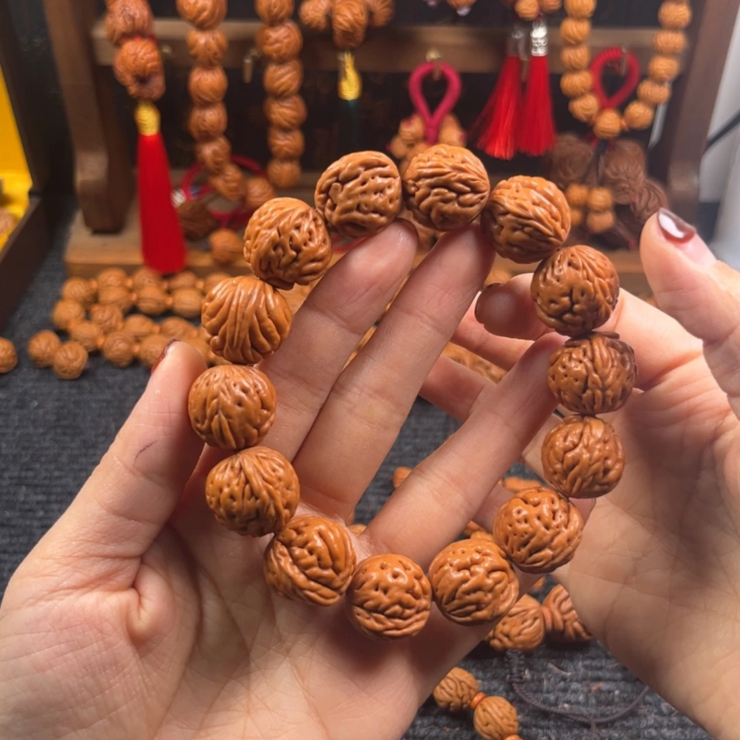 人***客吊坠桃核桃枭手串L10