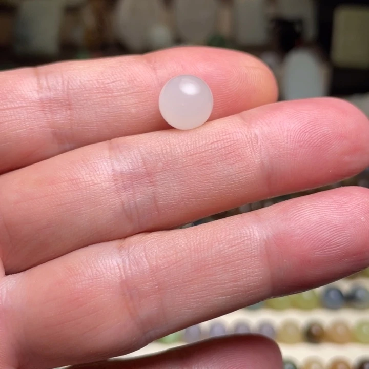 曲***宗和田玉未镶嵌吊坠(不含链)