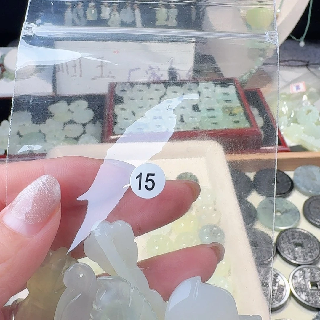 蛇纹石玉颈饰合金狐*不退不换