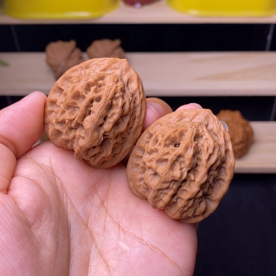 文玩核桃把件36.5佛肚