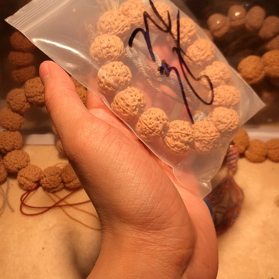 金刚菩提手串荒***巴24。