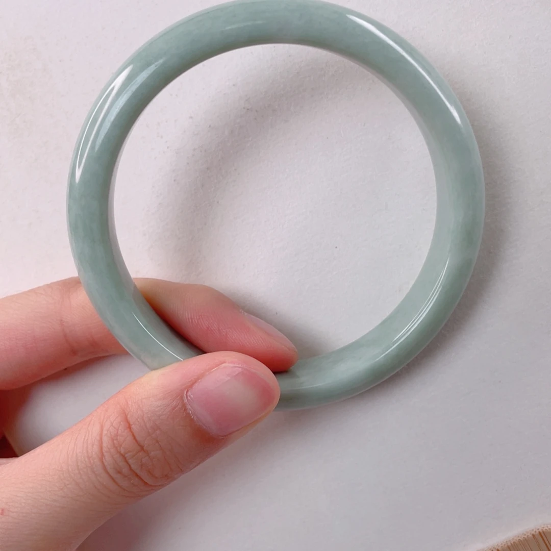 沫***骐蓝田玉（蛇纹石化大理石玉）手镯未镶嵌