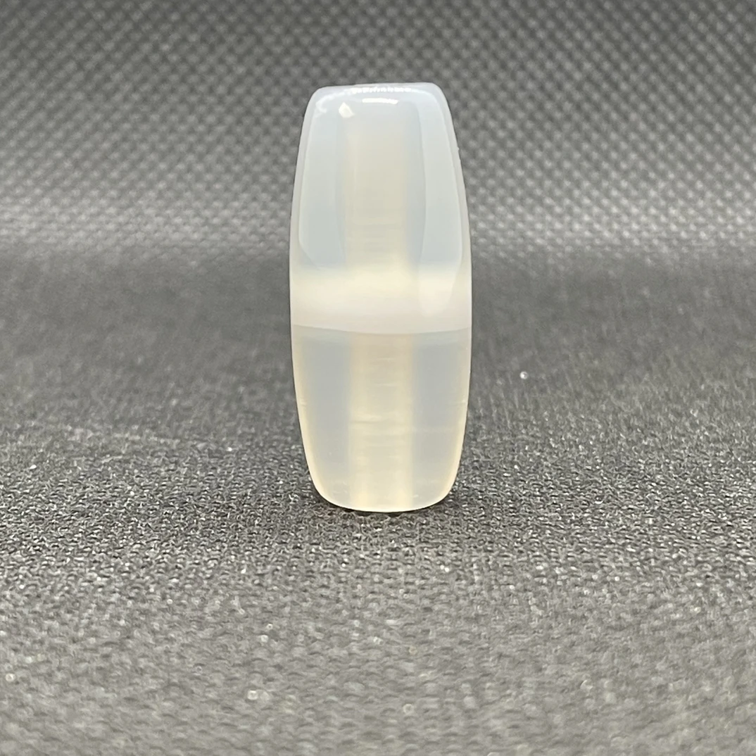 天然玛瑙白冰透一线药师