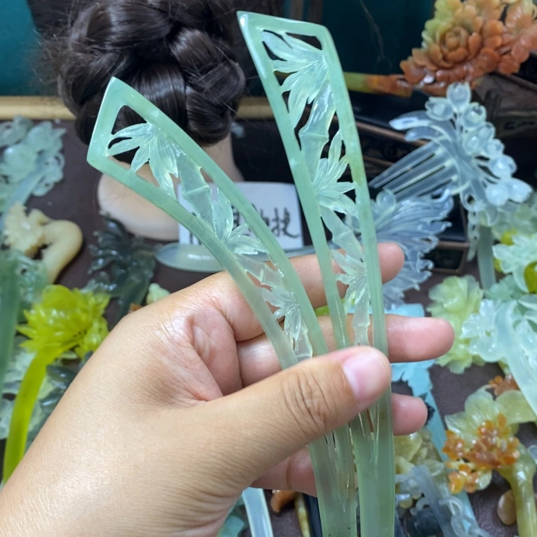 清***饰蛇纹石玉未镶嵌发饰