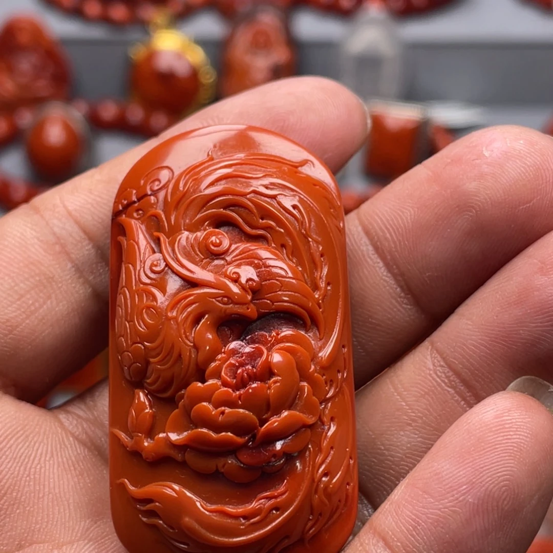 南红玛瑙未镶嵌珠宝奇石吊坠