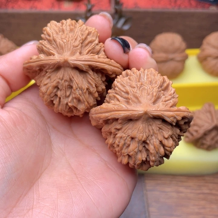 吊坠桃核44楼子 652