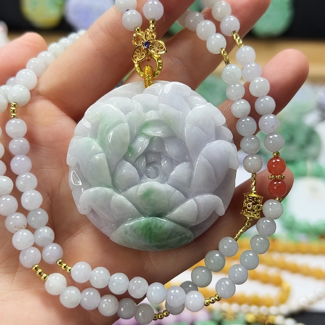 翡翠未镶嵌颈饰吊坠