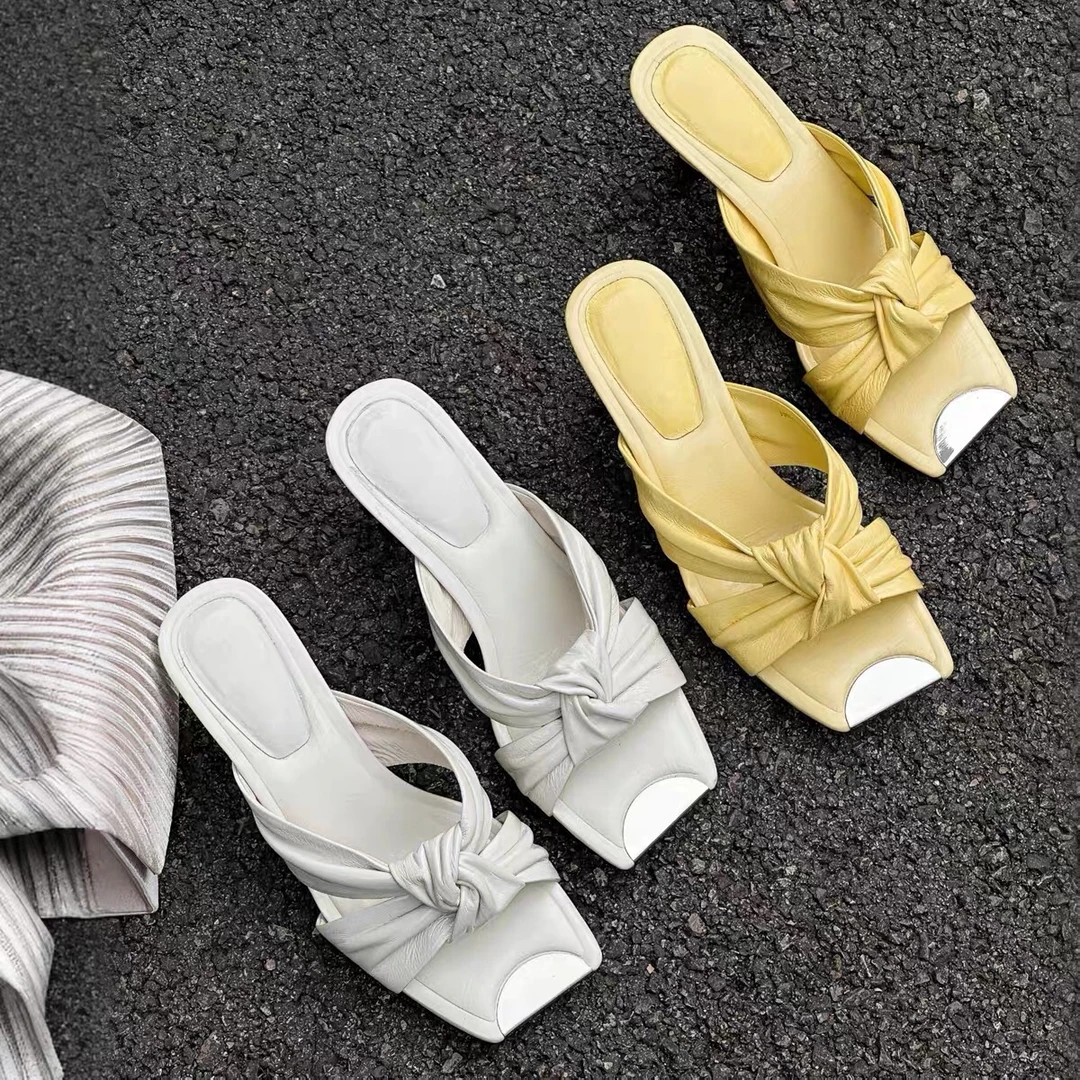 广州女鞋9033-1头层牛皮真皮夏方头露趾凉鞋女外穿蝴蝶结细跟凉托