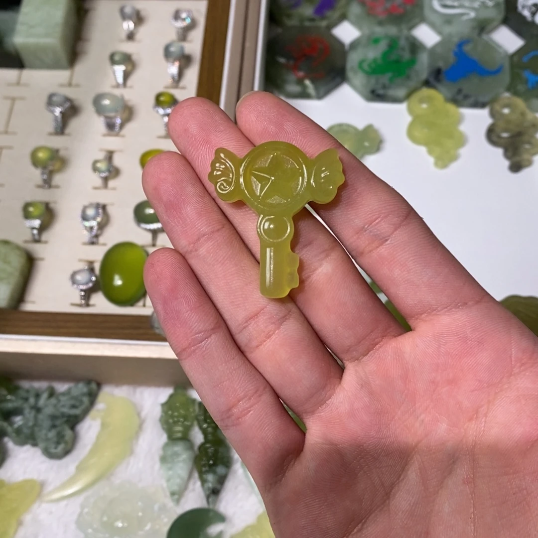 未镶嵌岫玉吊坠(不含链)