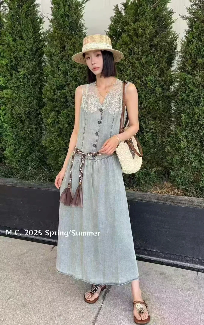 【BAI】夏新法式复古优雅气质蕾丝背心连衣裙3746