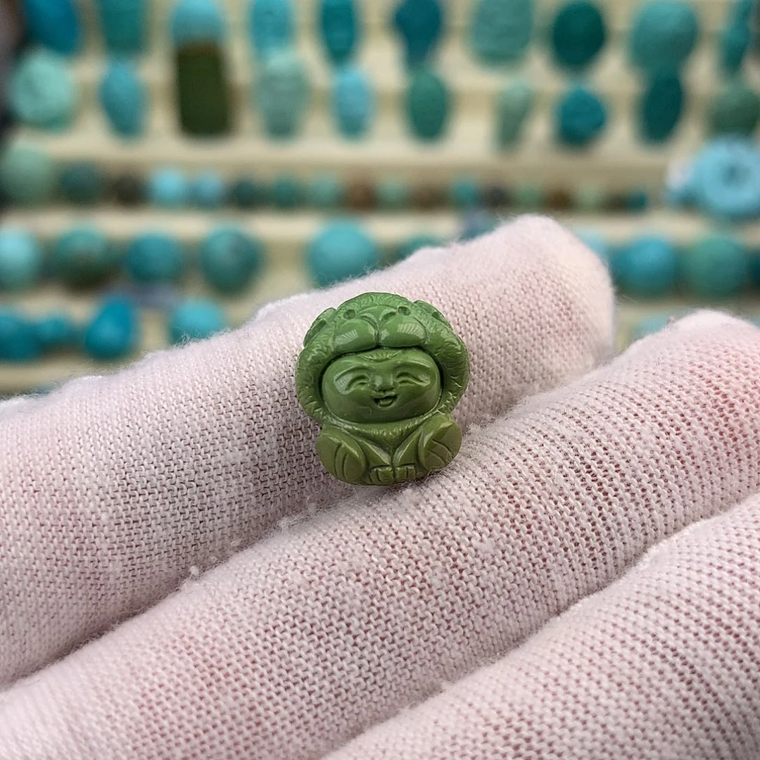 绿松石未镶嵌珠宝奇石