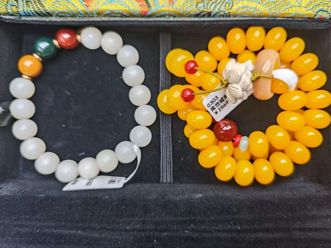 黄菩提三色顶珠精选手串搭配无礼盒KL-0108