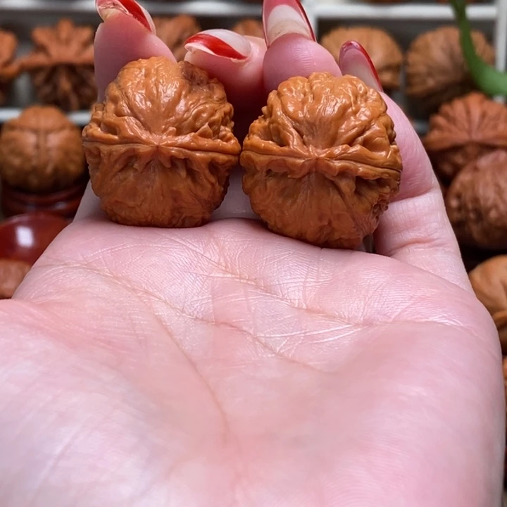 把件文玩核桃玉麒麟