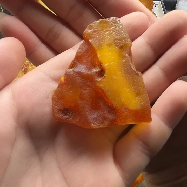 定制琥珀未镶嵌纯天然蜜蜡吊坠