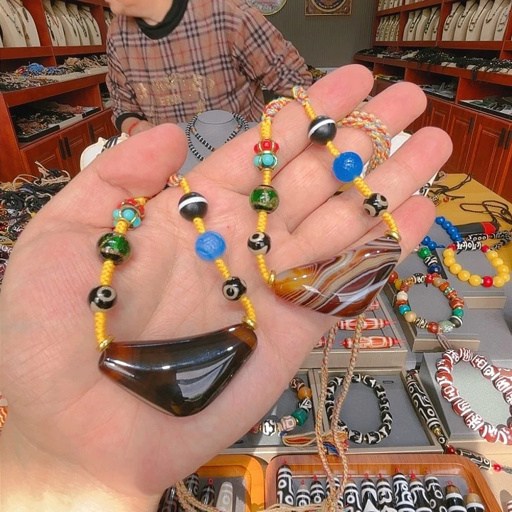 未镶嵌玛瑙/玉髓珠宝奇石