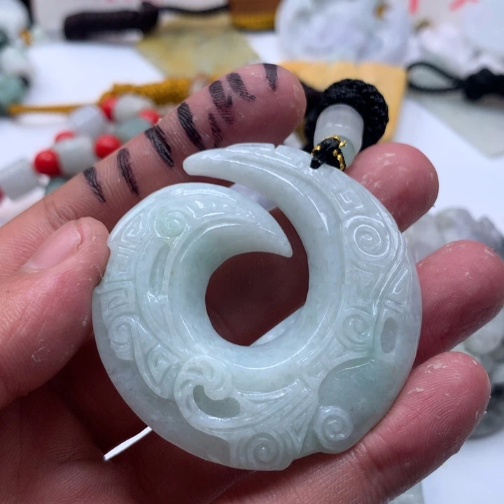 颈饰未镶嵌翡翠保真天然a货翡翠