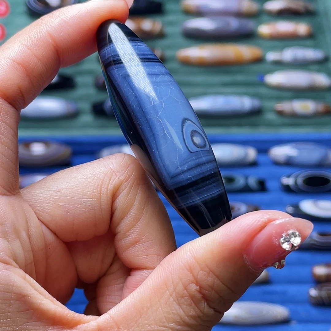 反***明玛瑙/玉髓未镶嵌颈饰