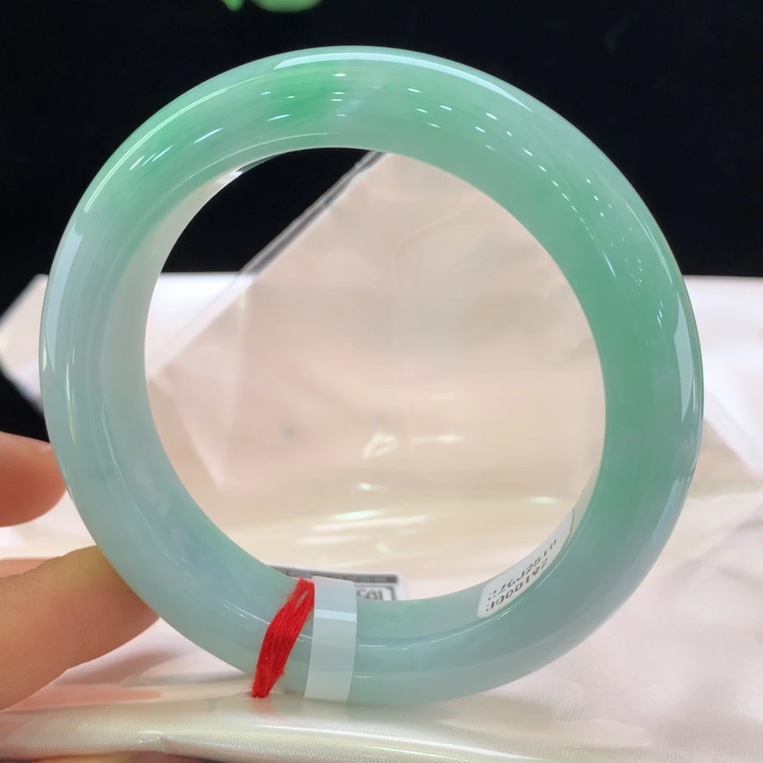 翡翠未镶嵌手镯0192