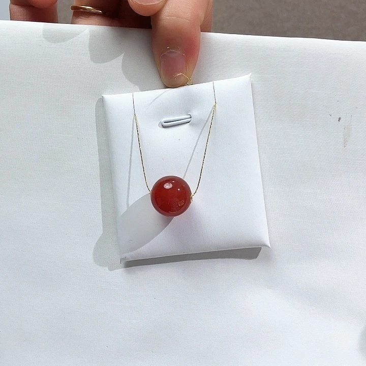 南红玛瑙18K金镶嵌颈饰