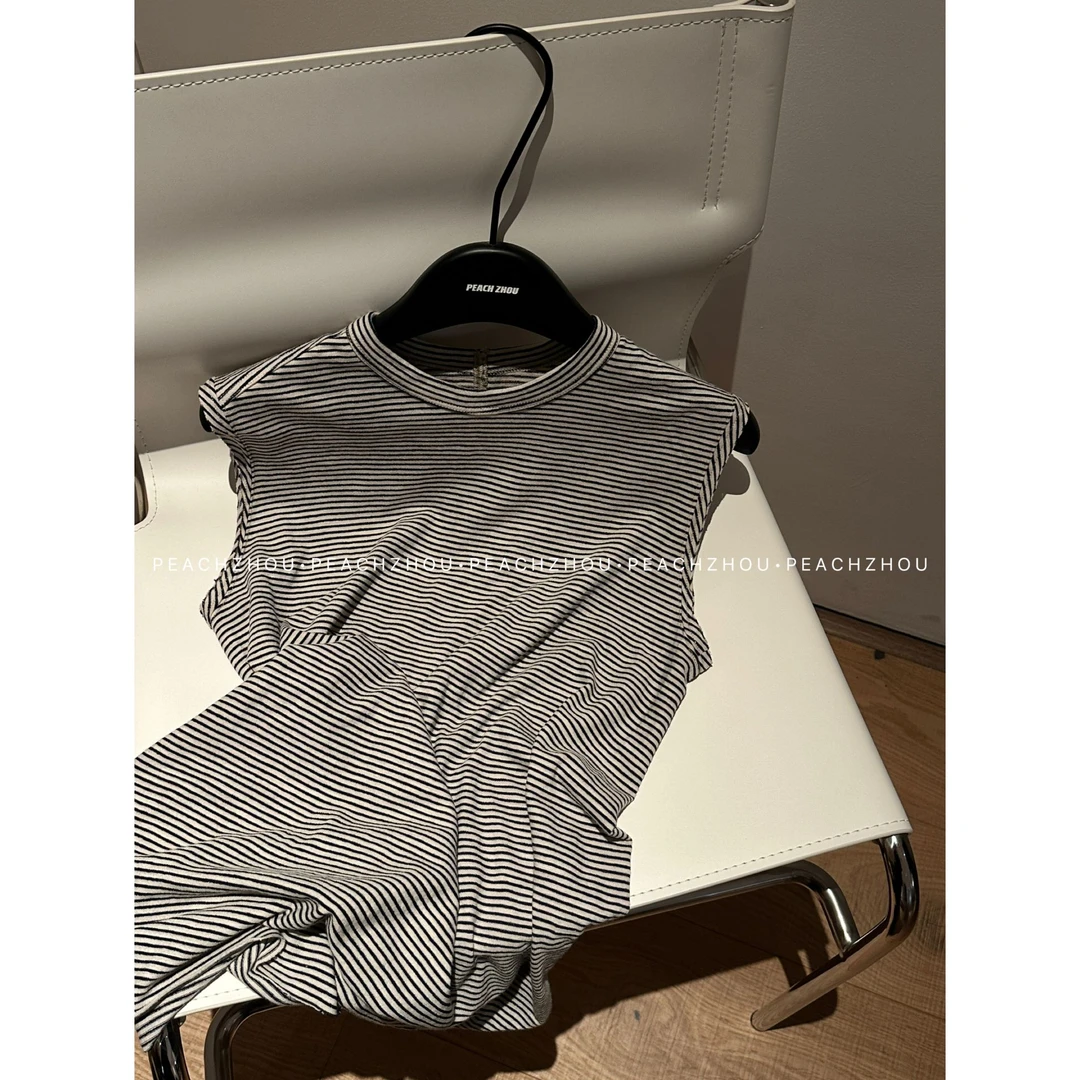 『PEACHZHOU』细横条纹后中缝宽松圆领背心休闲百搭外穿无袖上衣女