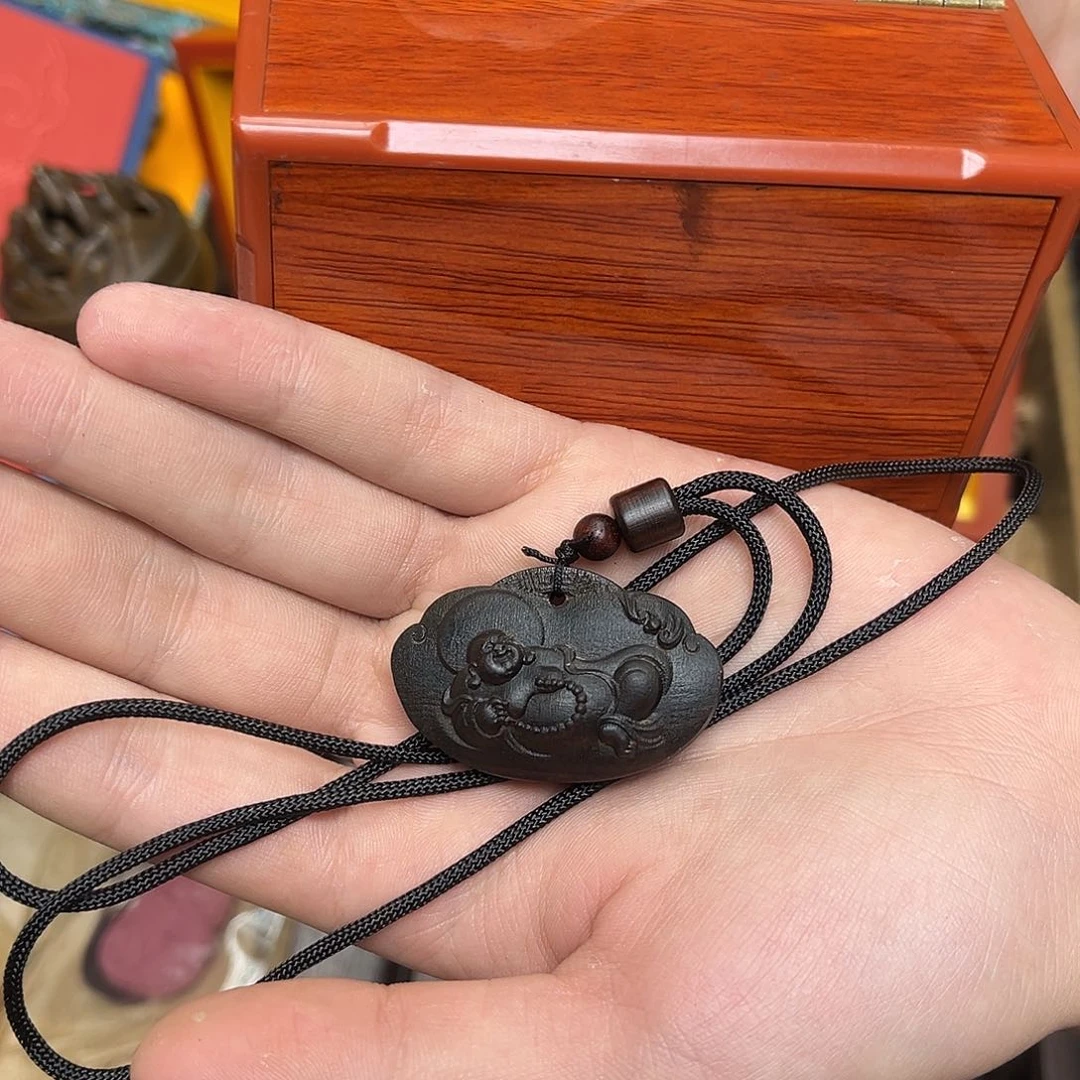 大叶紫檀（黑酸枝木类）