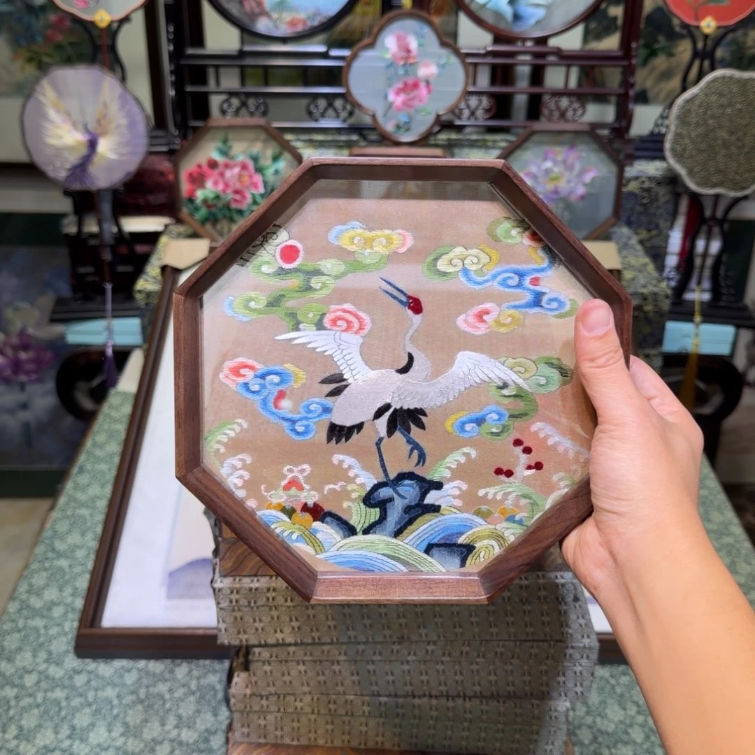 刺绣手工苏绣工艺制作技艺精湛