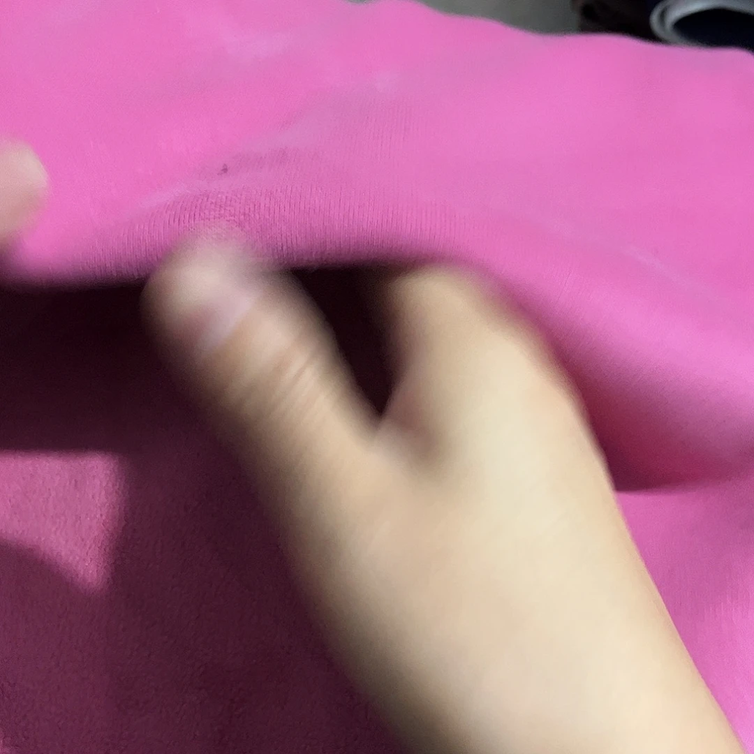 玫粉色奥利绒1.8×2米长带螺纹