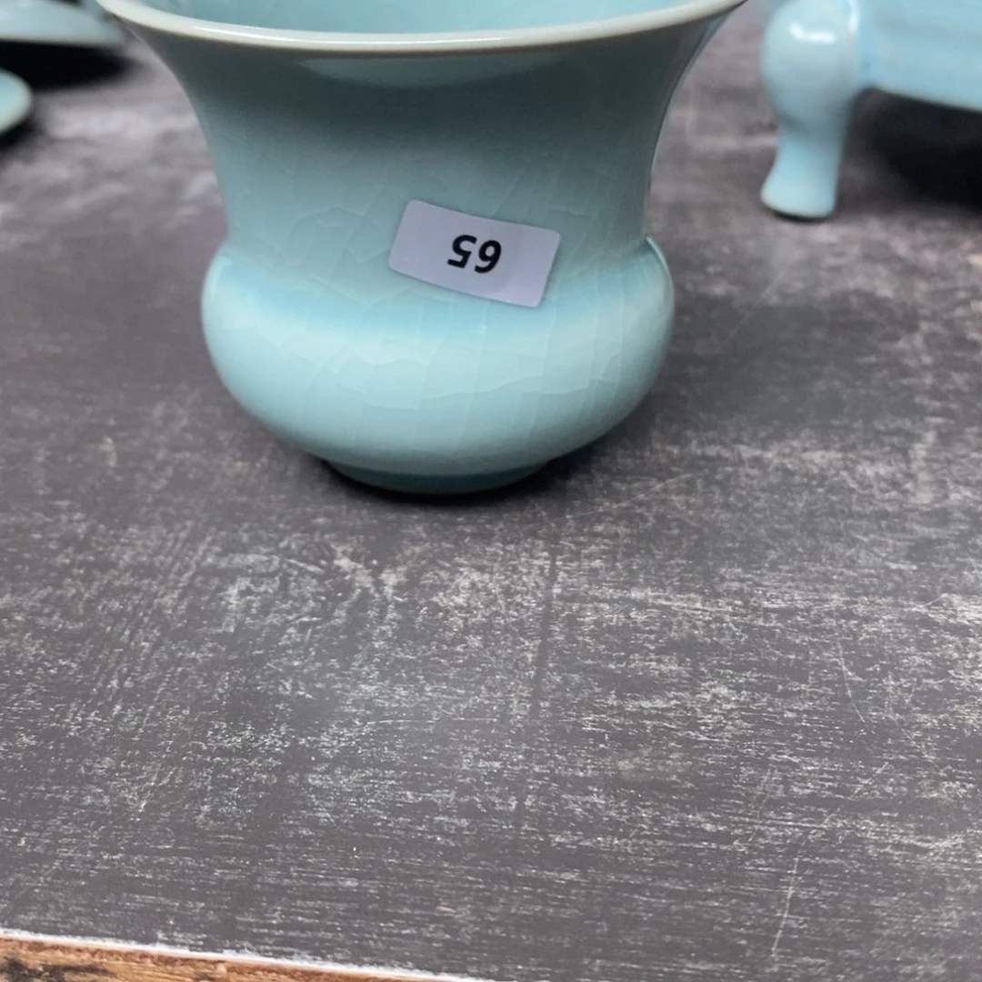 斯***孙抱朴汝瓷放入微瑕